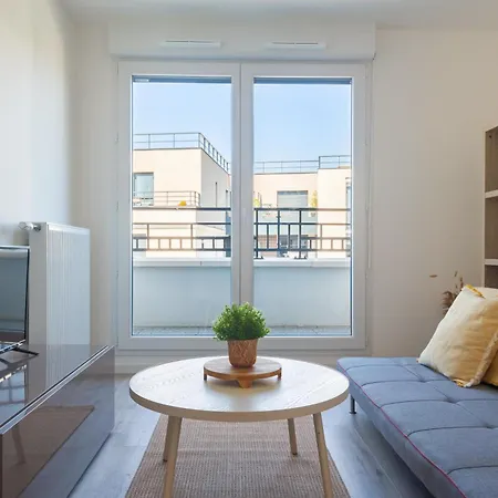 Le Peruvien - - Free Parking Saint-Cyr-lʼÉcole